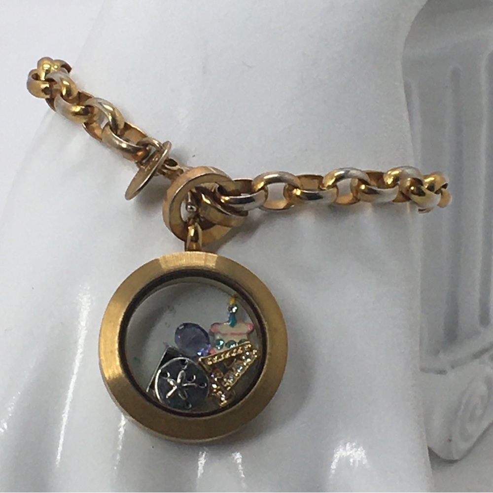 Origami Owl, Gold Rollo Chain Charm Bracelet, 6 Charms